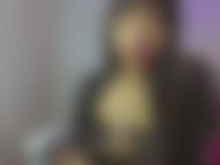YazminRoyal's Live Sex Cam Show