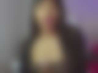 YazminRoyal's Live Sex Cam Show