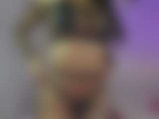 YazminRoyal's Live Sex Cam Show