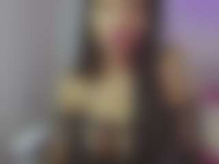YazminRoyal's Live Sex Cam Show