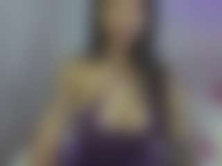 Live cam show with YazminRoyal - Ass Bouncing on alttransgirls