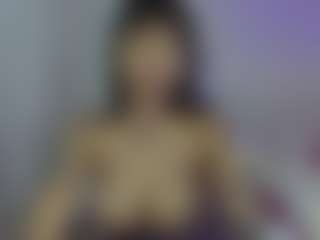 Live cam show with YazminRoyal - Black Dildo on thefappeningchat.com