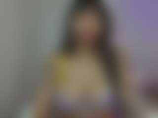 YazminRoyal's Live Sex Cam Show