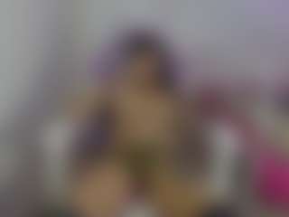 YazminRoyal's Live Sex Cam Show
