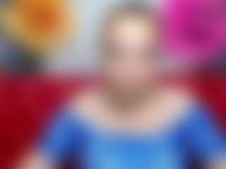 Live cam show with ElizabethSo - Thin on StripNow