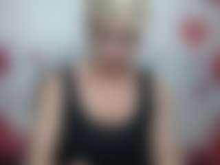 EllaBonito's Live Sex Cam Show