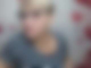EllaBonito's Live Sex Cam Show