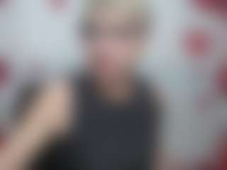 Live cam show with EllaBonito - Glasses on Big Tits