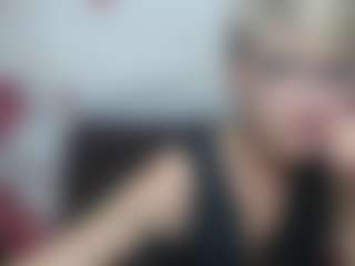 EllaBonito's Live Sex Cam Show