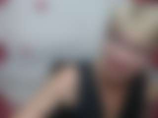 EllaBonito's Live Sex Cam Show
