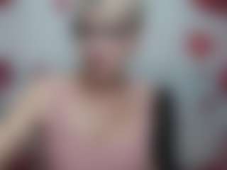 EllaBonito's Live Sex Cam Show