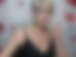 Live cam show with EllaBonito - Foot Fetish on Dolls Live