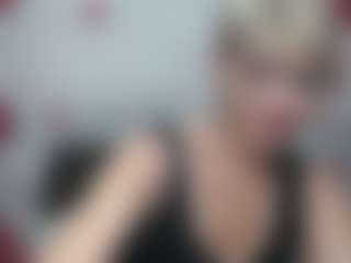 EllaBonito's Live Sex Cam Show