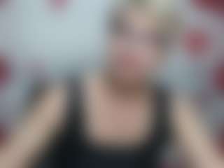 Live cam show with EllaBonito - Control on Mixed Magazine Live