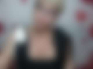 Live cam show with EllaBonito - Joi on madthumbs
