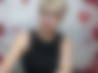 EllaBonito's Live Sex Cam Show