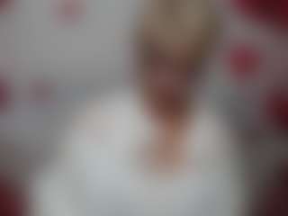 EllaBonito's Live Sex Cam Show