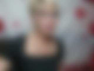 Live cam show with EllaBonito - Joi on studioflirtlive.com
