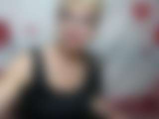 EllaBonito's Live Sex Cam Show