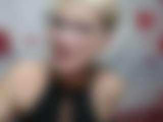 Live cam show with EllaBonito - Striptease on luckytryst.com
