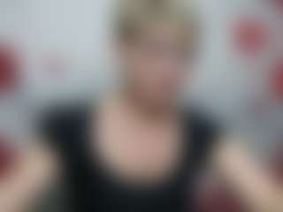 Live cam show with EllaBonito - Facial Piercings on Fling VIP Chat
