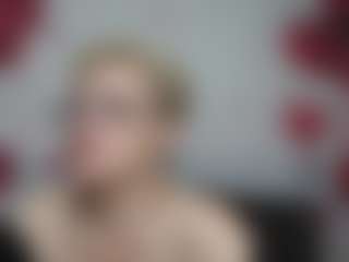 EmiliaGree's Live Sex Cam Show