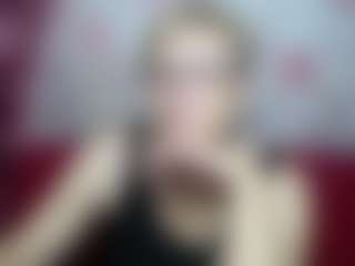EmiliaGree's Live Sex Cam Show