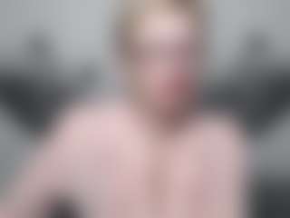 Live cam show with EmiliaGree - Handjob on camwithhim.com