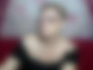 Live cam show with EmiliaGree - Handjob on CamwithHer