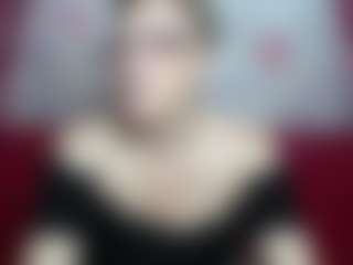 Live cam show with EmiliaGree - Handjob on Fling VIP Chat