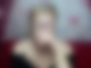 EmiliaGree's Live Sex Cam Show