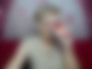 EmiliaGree's Live Sex Cam Show