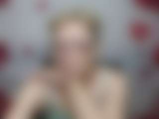 Live cam show with EmiliaGree - Domination on Instabang