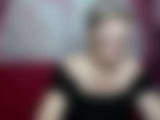 Live cam show with EmiliaGree - Brown Hair on SpunkLive