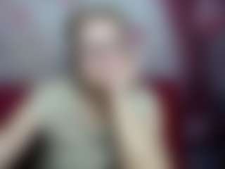 Live-Cam-Show mit EmiliaGree - Bikini auf Camsoda