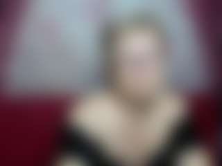 Live cam show with EmiliaGree - Facial Piercings on xxxlivecams.org