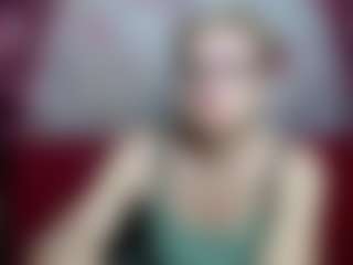 Live cam show with EmiliaGree - Big Tits on SquirtSoMuch