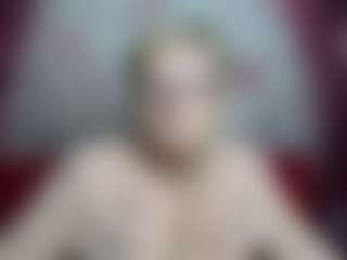EmiliaGree's Live Sex Cam Show