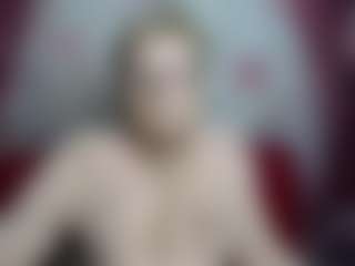 EmiliaGree's Live Sex Cam Show
