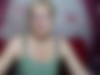 EmiliaGree's Live Sex Cam Show