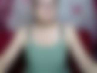 Live cam show with EmiliaGree - Blowjob Brown Hair on Uber Horny