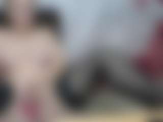 Live cam show with EmiliaGree - Chubby on Soda Cam