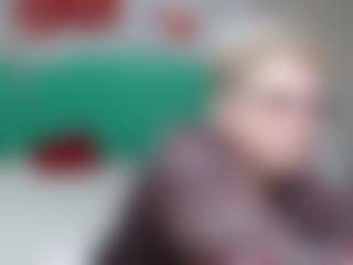 EmiliaGree's Live Sex Cam Show