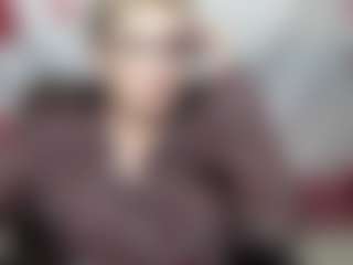 Live cam show with EmiliaGree - Asshole Brown Hair on hotwifechat.live