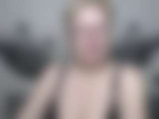 EmiliaGree's Live Sex Cam Show