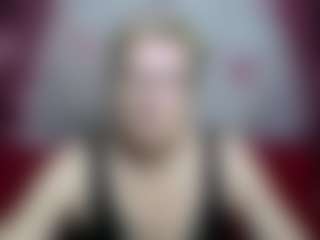 EmiliaGree's Live Sex Cam Show