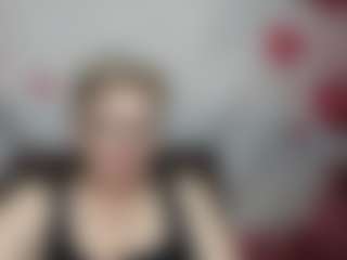 Live cam show with EmiliaGree - Domination on live.xheat.ai