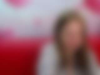 Live cam show with FreyaDak - Living Room on studioflirtlive.com