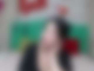 Live cam show with JasmineKouch - Deepthroat on CamClone