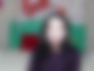 Live cam show with JasmineKouch - Living Room on livesuperchat.net